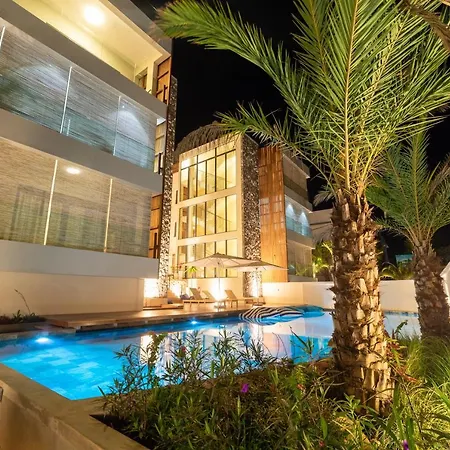 One Bay Residence Apartment 6 Pereybere Beach Exterior photo