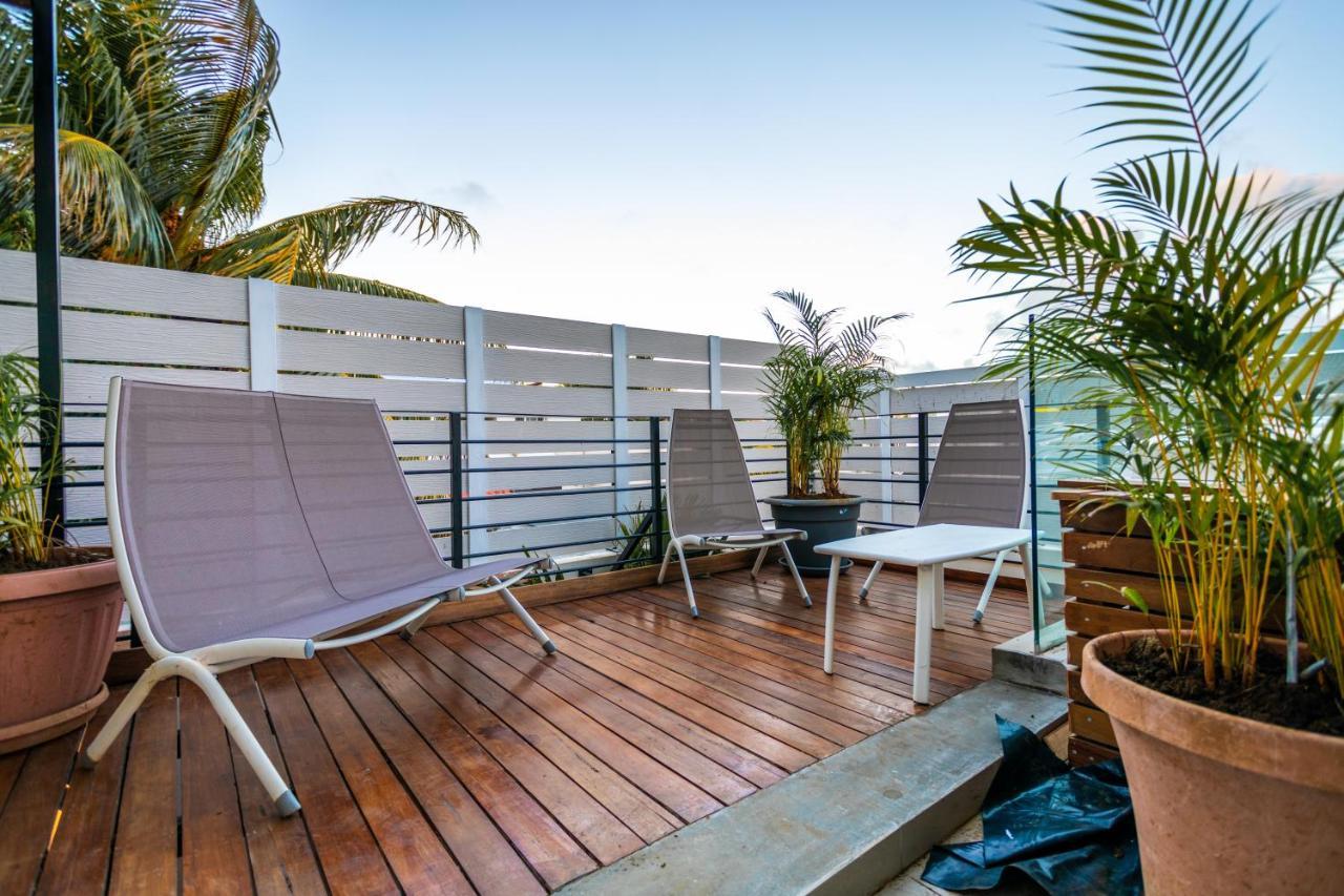 One Bay 6 Apartment