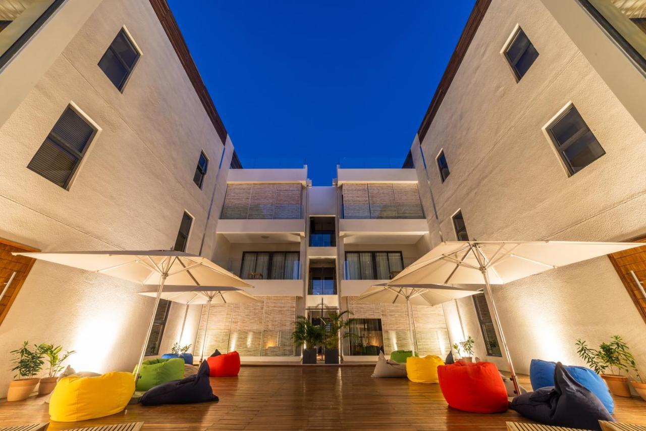 One Bay 6 Apartment